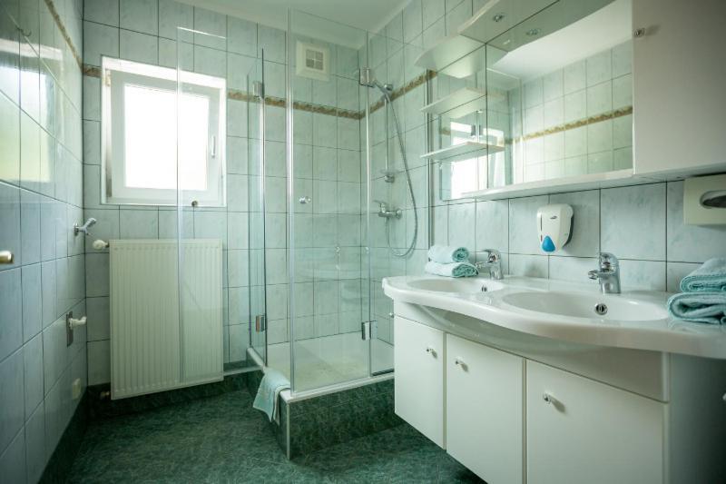 Appartements Caroline Оссиах Экстерьер фото